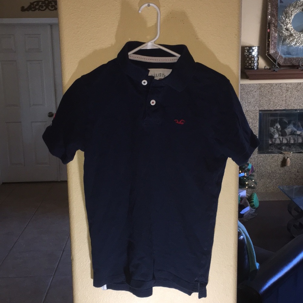 Hollister- large polo shirt- navy blue
